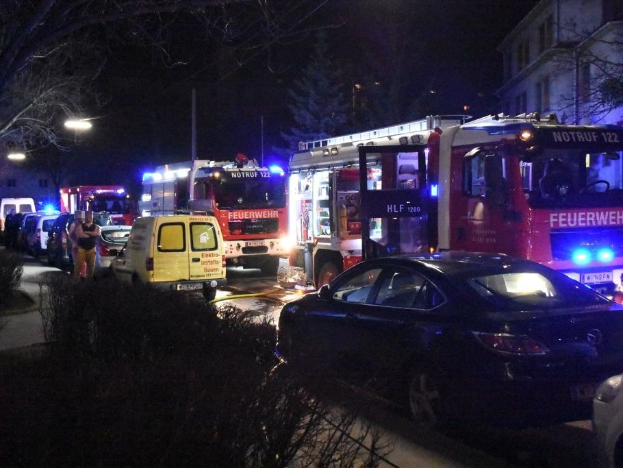 Bei einem Brand in Simmering wurde ein Frau schwer verletzt Bei einem Brand in Simmering wurde ein Frau schwer verletzt