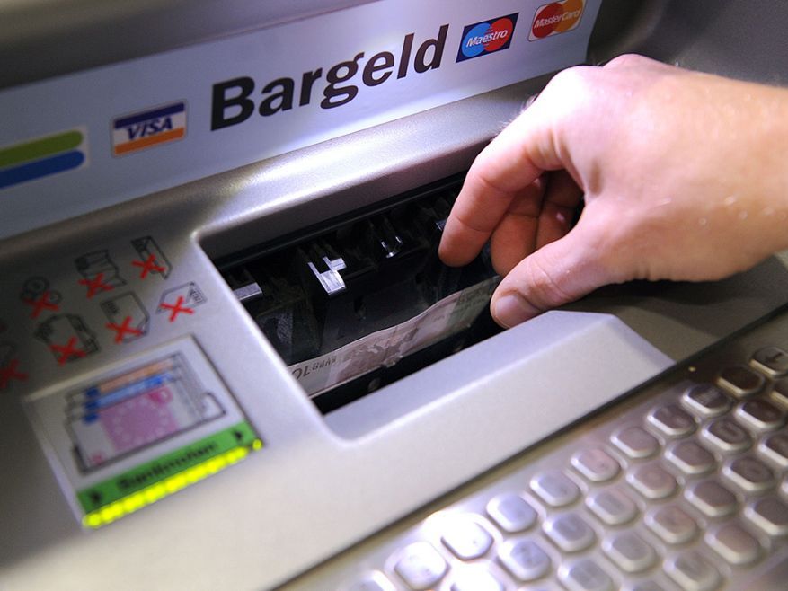 Das Thema Bankomatgebühren polarisiert weiter. Das Thema Bankomatgebühren polarisiert weiter.