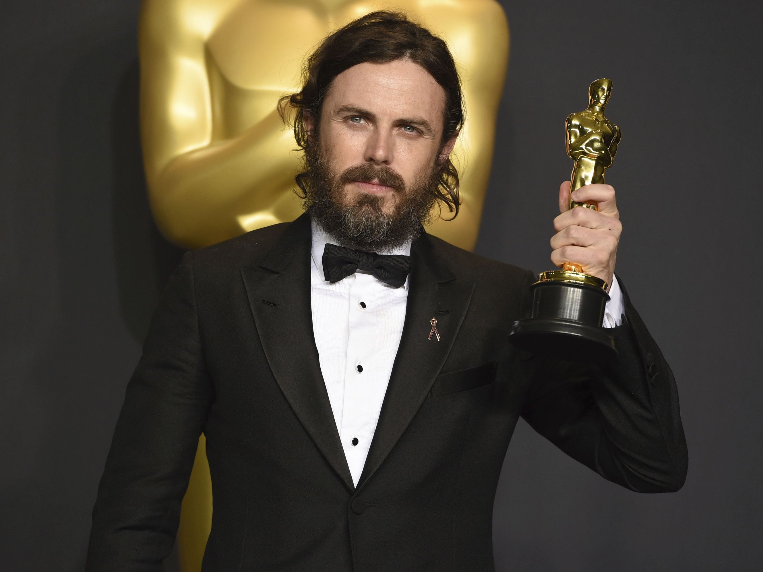 Casey Affleck wurde für seine Leistung mit einem Oscar ausgezeichnet. Casey Affleck wurde für seine Leistung mit einem Oscar ausgezeichnet.