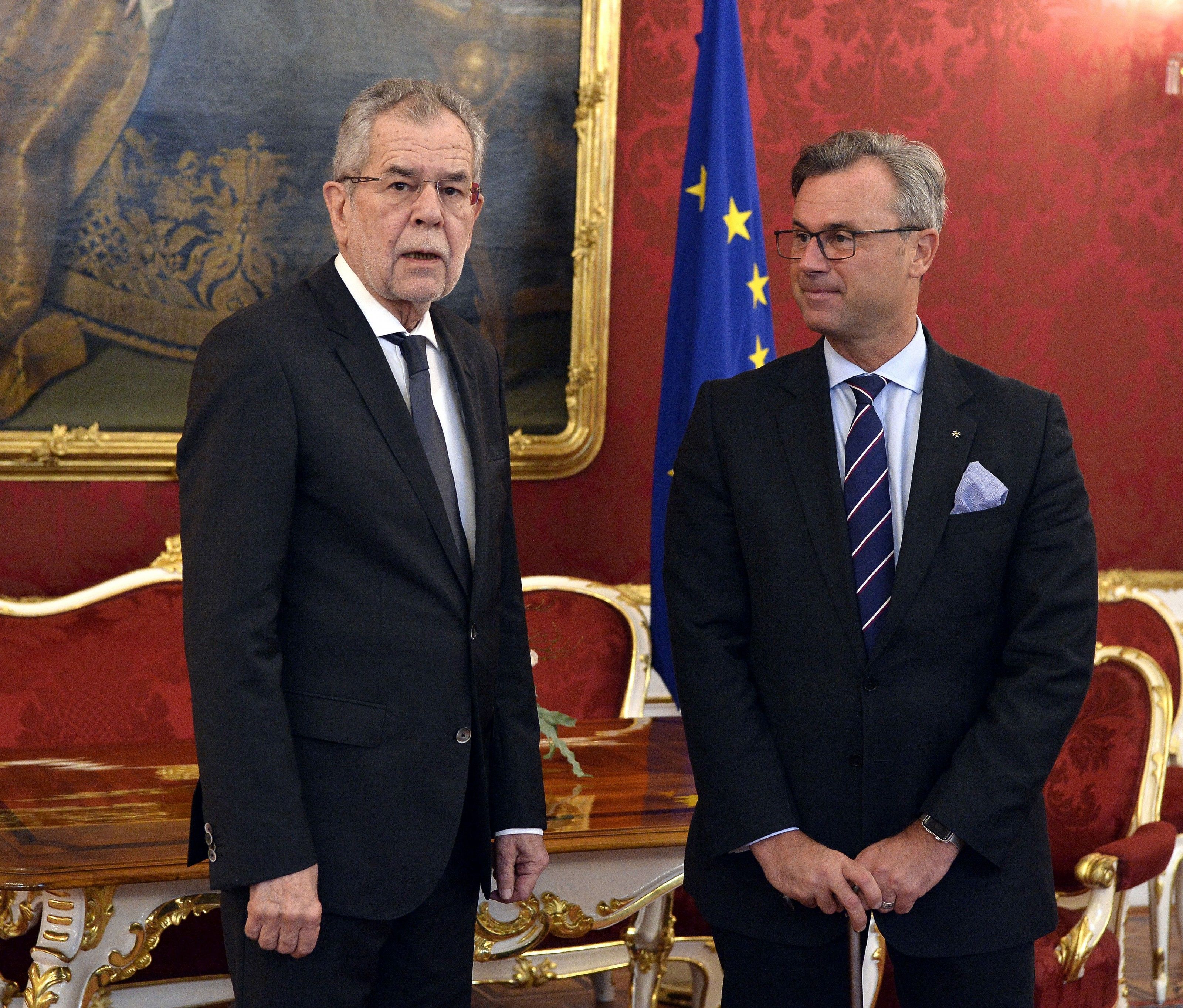 Bundespräsident Alexander Van der Bellen (l.) und der Dritte Nationalratspräsident Norbert Hofer (r.) im Rahmen des Gespräches