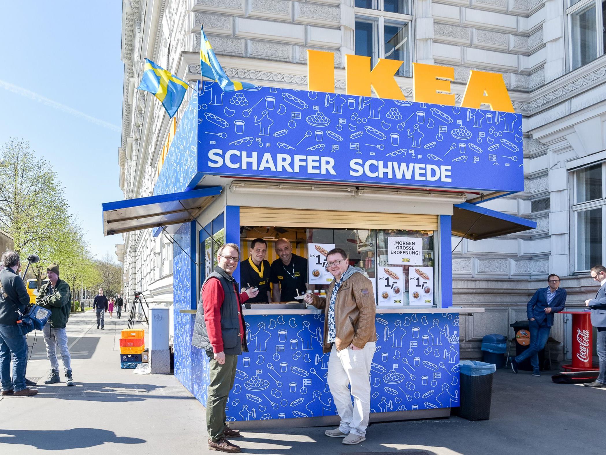 IKEA mit Pop Up Store "Scharfer Schwede" am Wiener Schwarzenbergplatz.