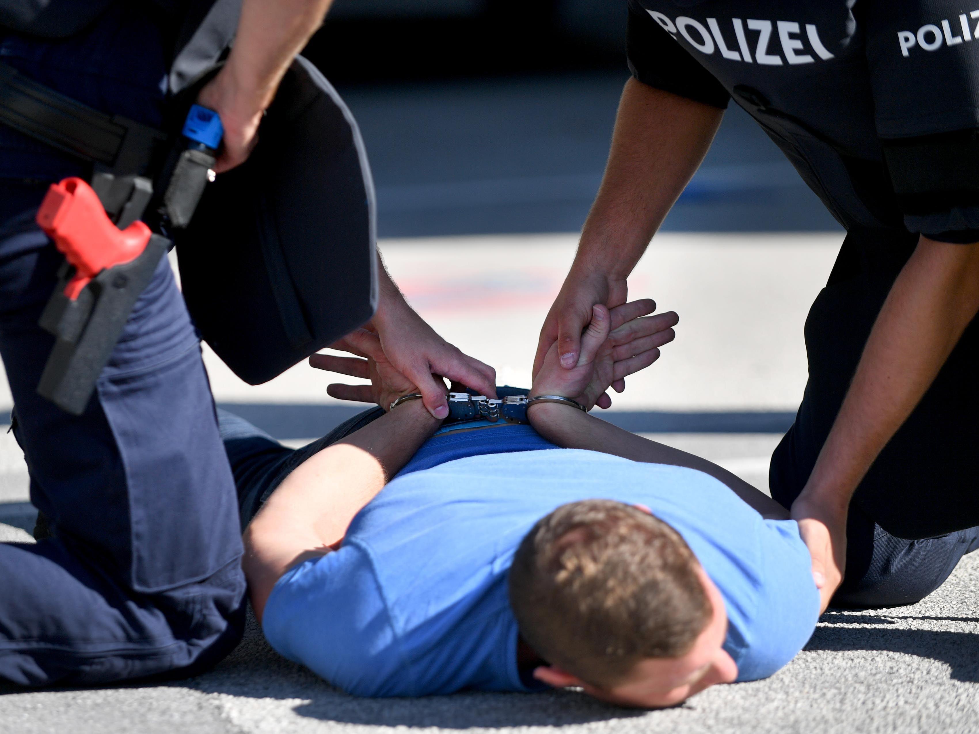 In einem Facebook-Video wird die Arbeit der Wiener Polizei kritisiert.