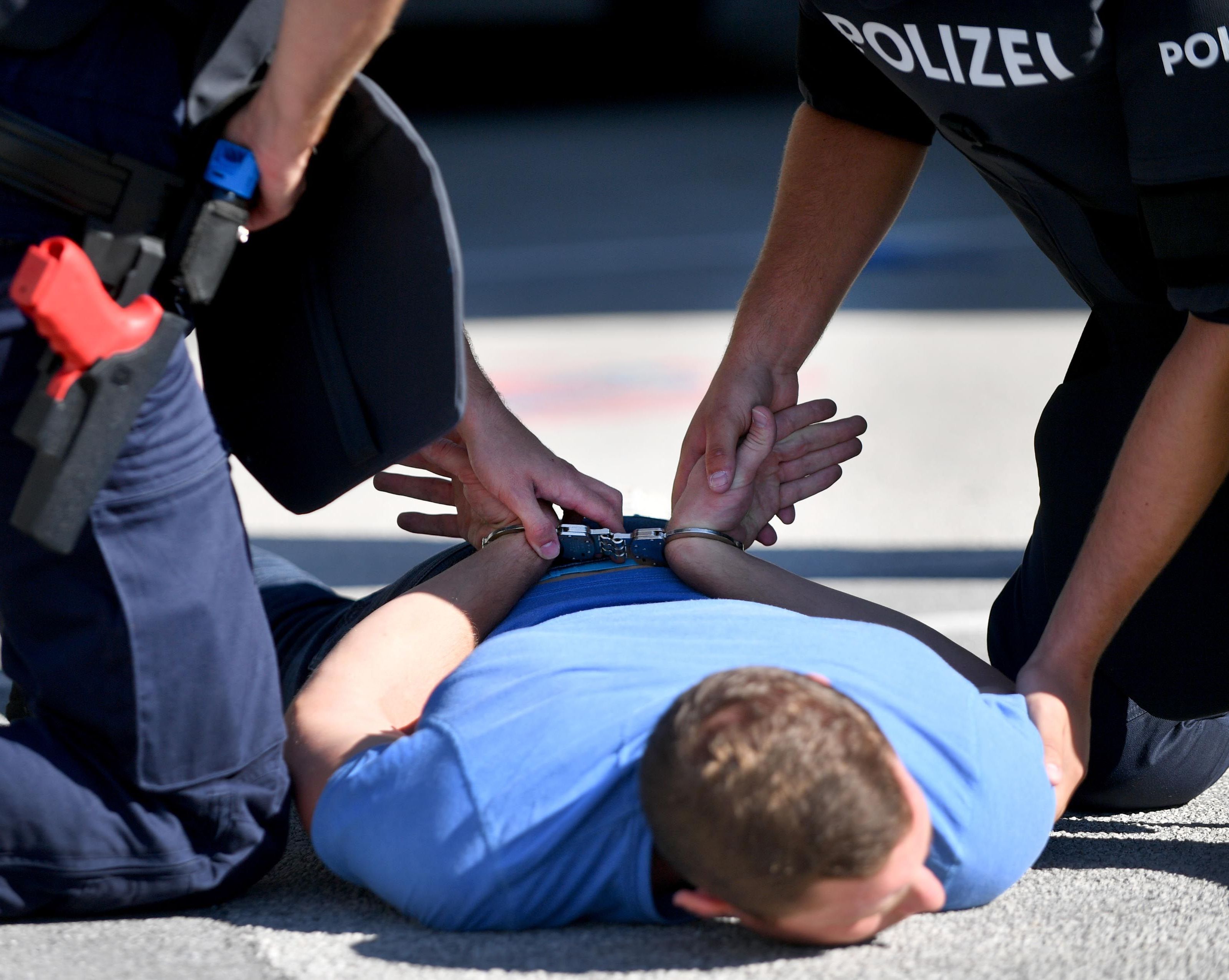 In einem Facebook-Video wird die Arbeit der Wiener Polizei kritisiert. In einem Facebook-Video wird die Arbeit der Wiener Polizei kritisiert.