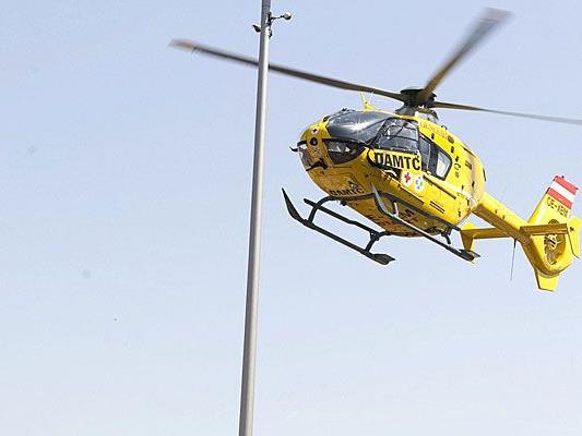 68-Jährige wurde vom Notarzthubschrauber ins Wiener SMZ Ost geflogen