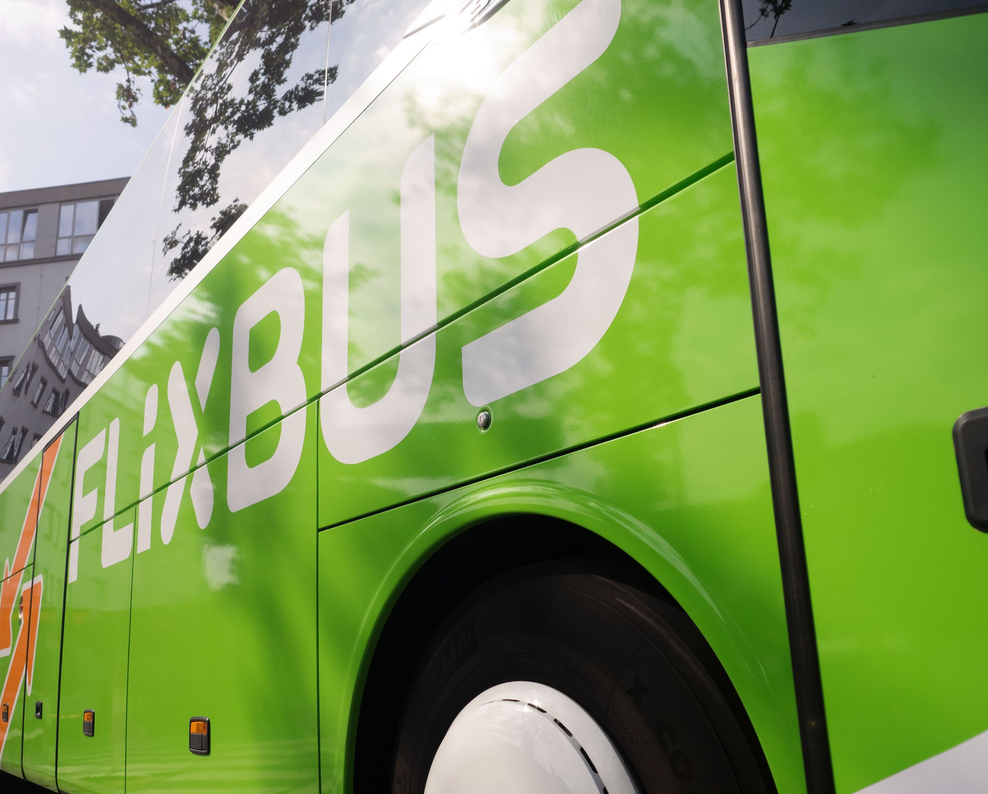 Der Fernbus-Betreiber weitere sein Streckennetz aus Der Fernbus-Betreiber weitere sein Streckennetz aus