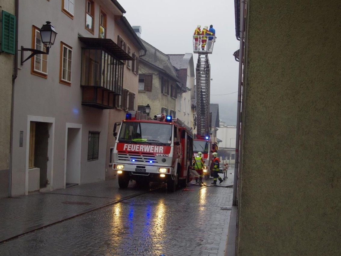 Neun Brände wurden dem Feuerteufel bislang zugeordnet.