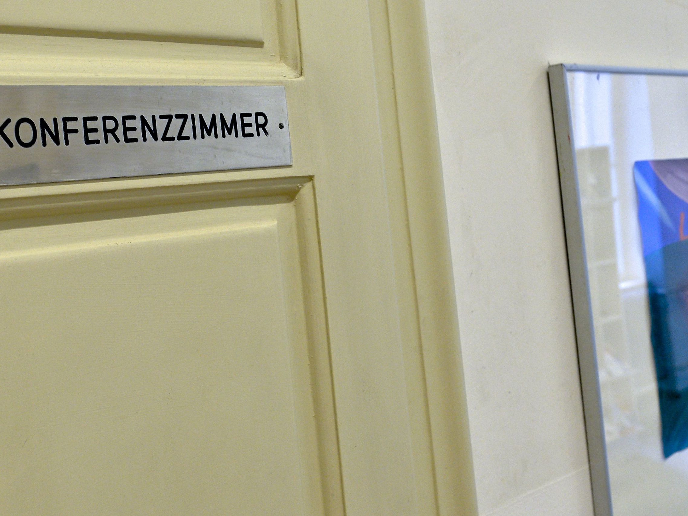 Die Lehrergewerkschaft entscheidet am Donnerstag über das Schulautonomie-Paket Die Lehrergewerkschaft entscheidet am Donnerstag über das Schulautonomie-Paket