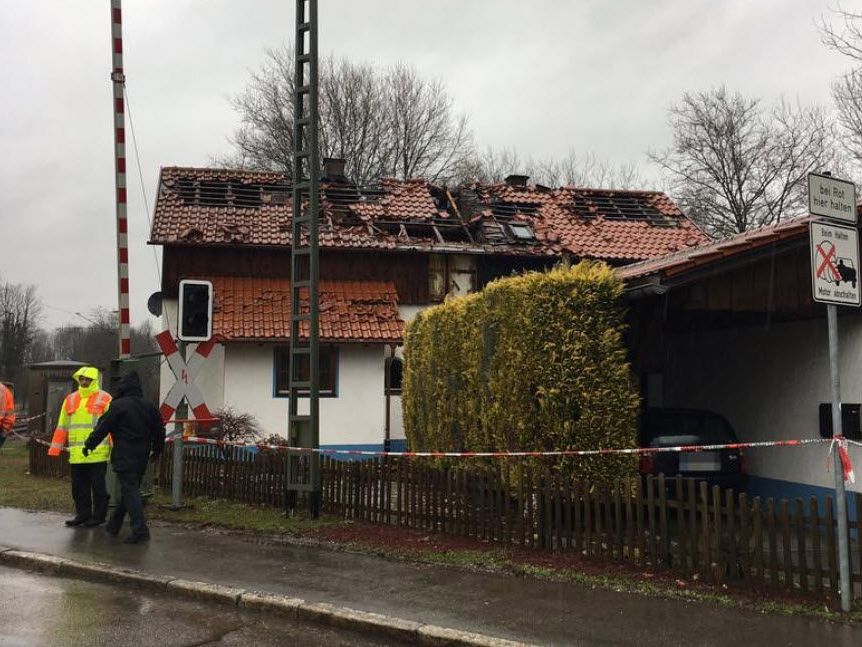Wohnhausbrand in Lindau: Kripo ermittelt wegen eines Tötungsdelikts. Wohnhausbrand in Lindau: Kripo ermittelt wegen eines Tötungsdelikts.