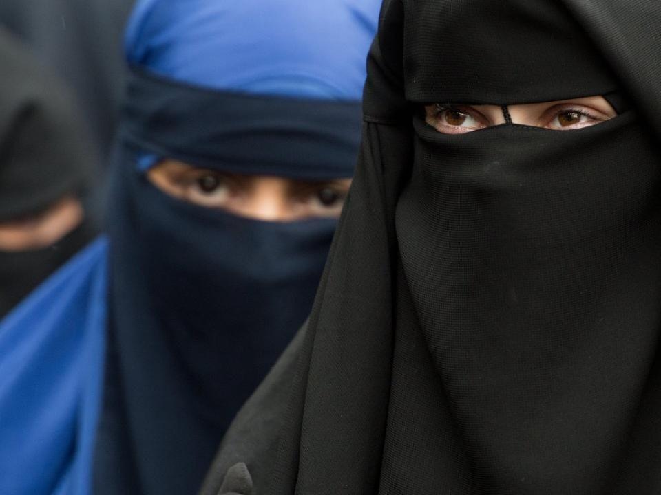 Zahlreiche Länder machen für das Burka-Verbot mobil.