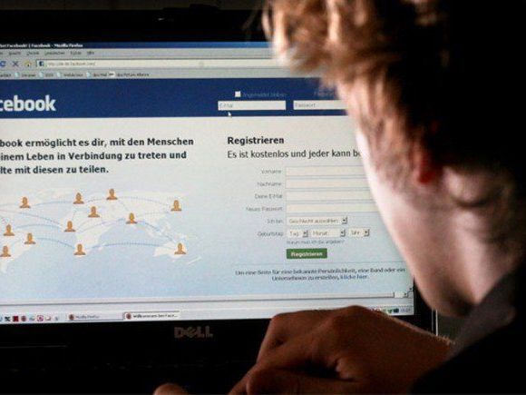 20-Jähriger begrüßte Mordanschlag auf russischen Botschafter in der Türkei via Facebook 20-Jähriger begrüßte Mordanschlag auf russischen Botschafter in der Türkei via Facebook