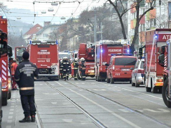 Die Explosion könnte mit Vorsatz herbeigeführt worden sein. Die Explosion könnte mit Vorsatz herbeigeführt worden sein.