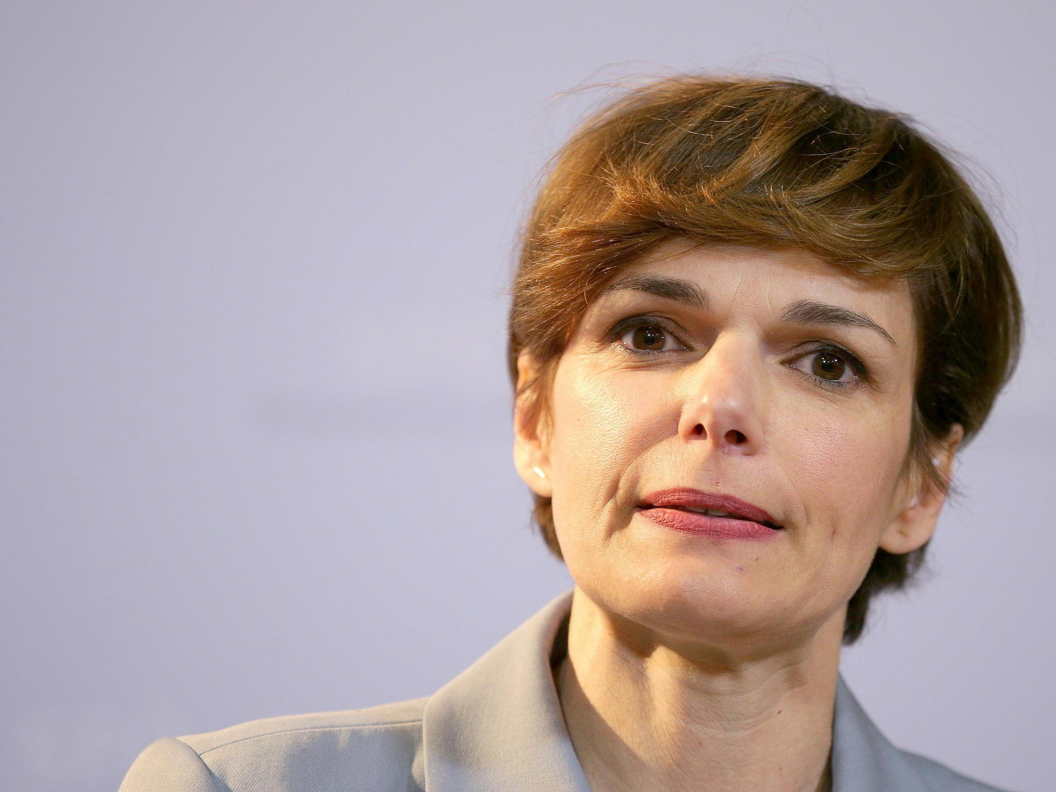 Gesundheitsministerin Pamela Rendi-Wagner macht sich für Wien als EMA-Standort stark