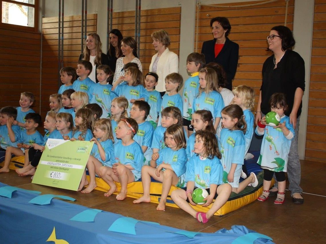 KG Batschuns wurde zum 13. Bewegungskindergarten ausgezeichnet KG Batschuns wurde zum 13. Bewegungskindergarten ausgezeichnet