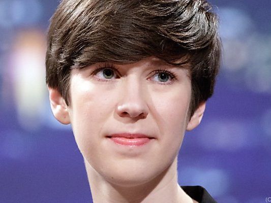 Jung-Bundessprecherin Flora Petrik räumt ihren Platz Jung-Bundessprecherin Flora Petrik räumt ihren Platz