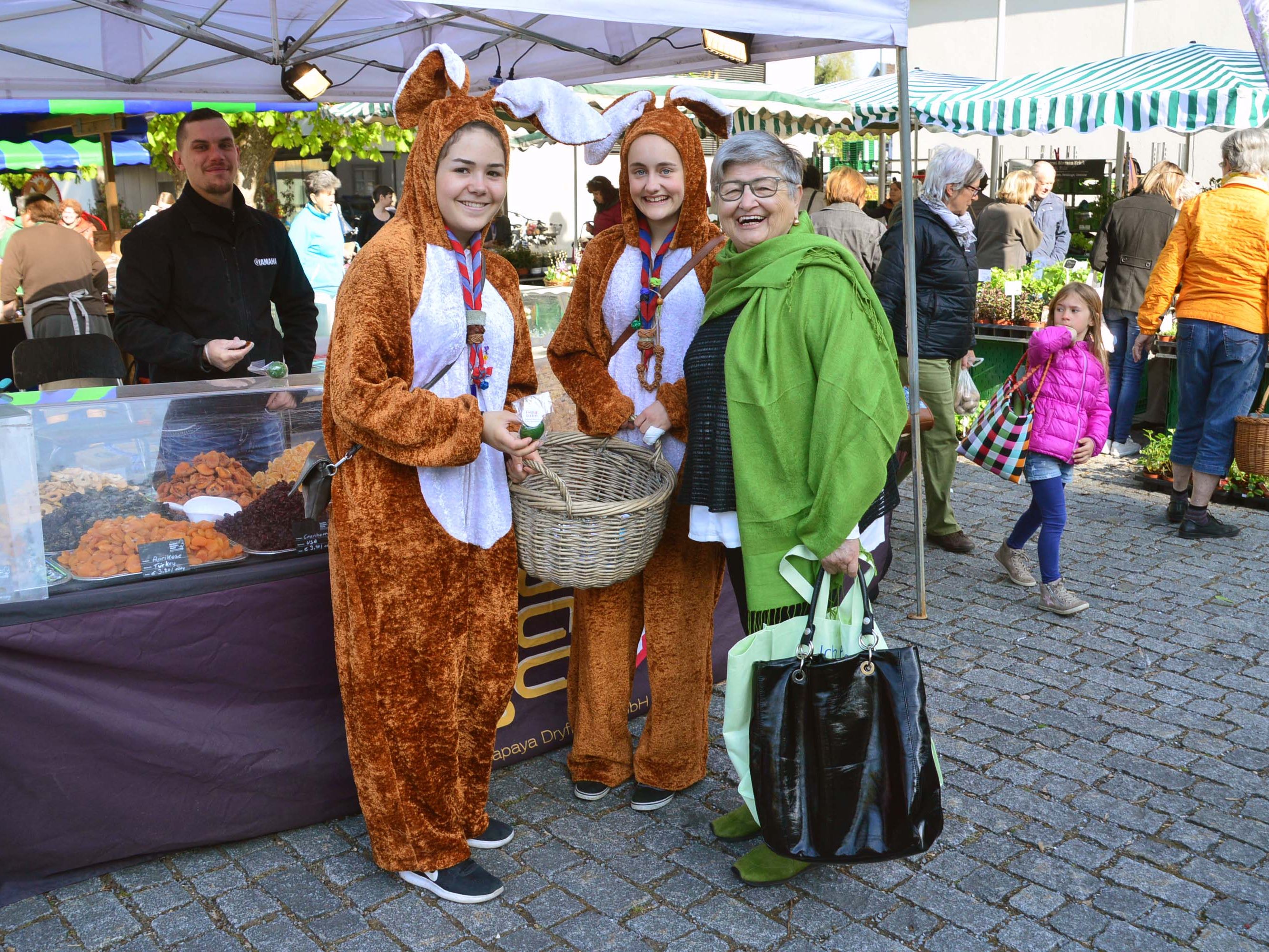 Alle Besucherinnen und Besucher erhielten beim Rankweiler Ostermarkt eine kleine Überraschung. Alle Besucherinnen und Besucher erhielten beim Rankweiler Ostermarkt eine kleine Überraschung.