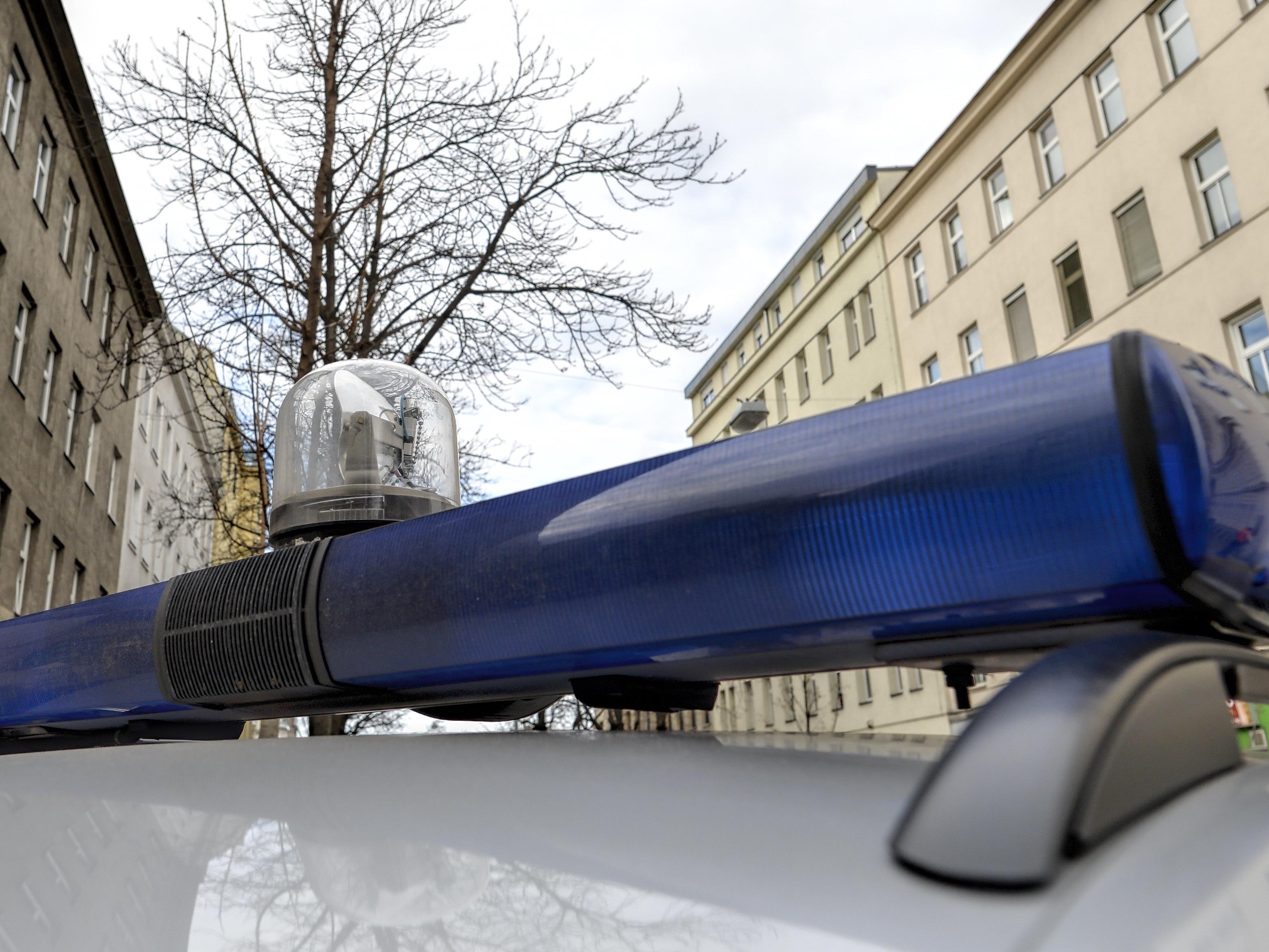 Ein 7-jähriges Mädchen verstarb nach einem Verkehrsunfall in Wien-Meidling.
