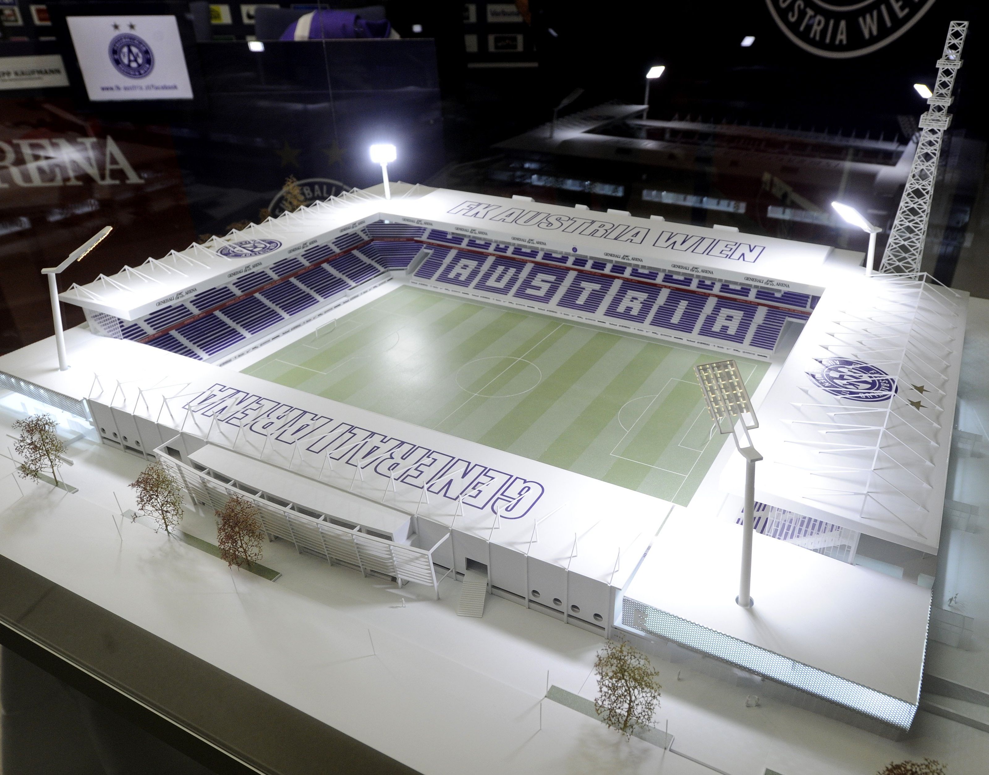 Der Umbau der generali Arena liegt voll im Zeitplan. Der Umbau der generali Arena liegt voll im Zeitplan.