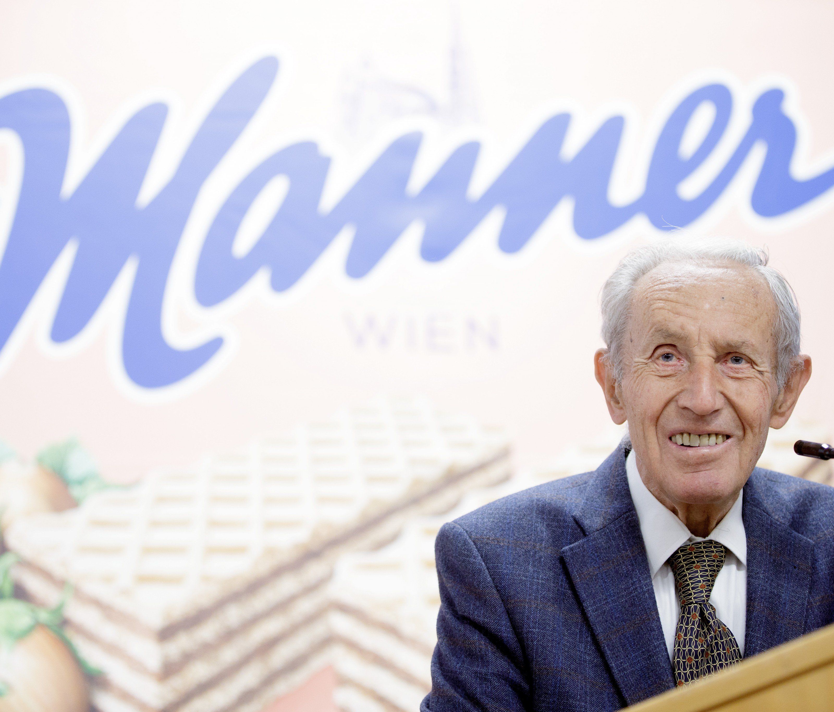 Der Enkel des Firmengründers, Dr. Carl Manner, verstarb mit 87 Jahren. Der Enkel des Firmengründers, Dr. Carl Manner, verstarb mit 87 Jahren.
