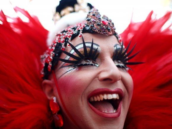 Für extravagante Outfits gibt es günstigere "Style Tickets". Für extravagante Outfits gibt es günstigere "Style Tickets".