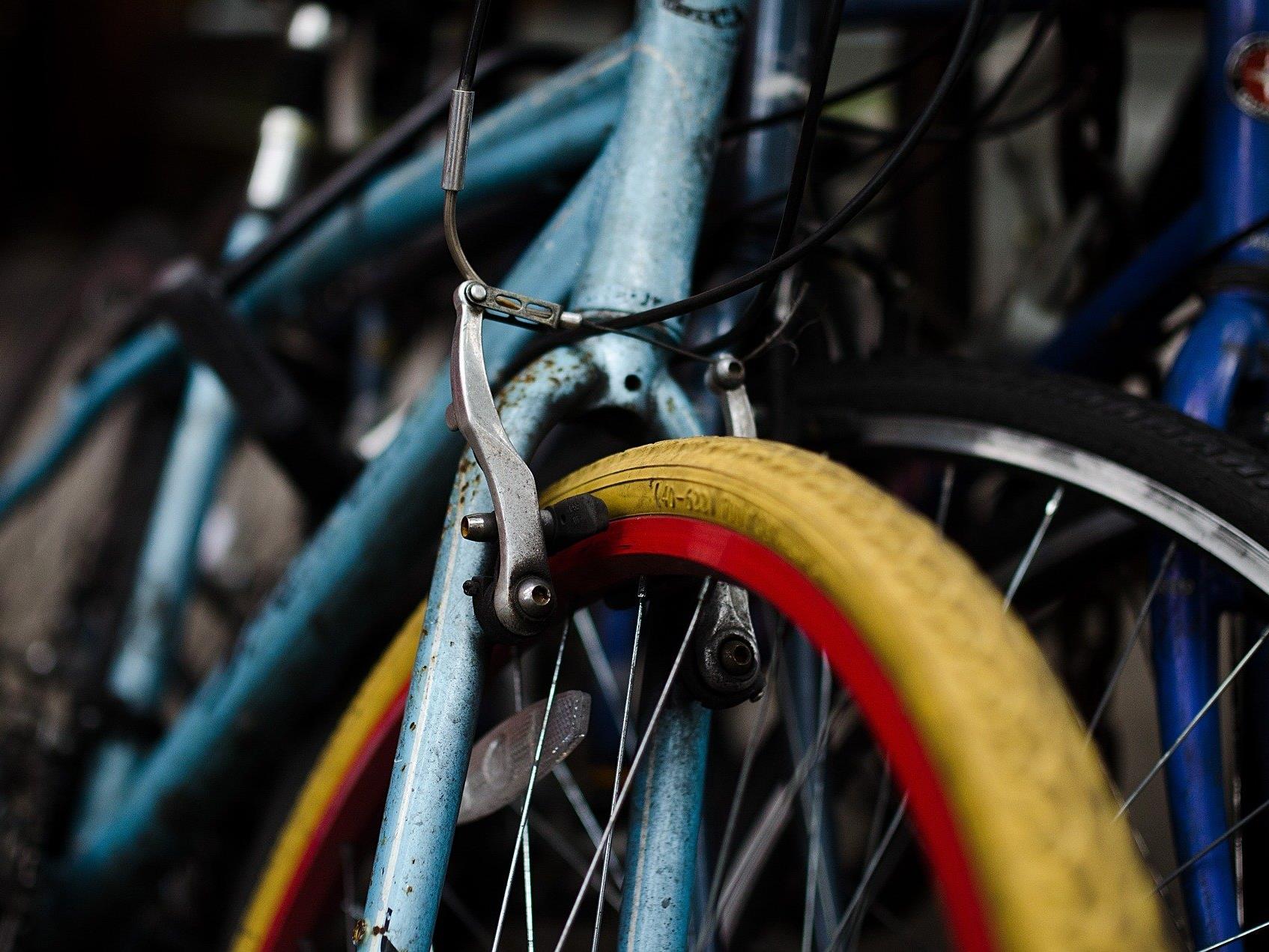 Beim Fahrradflohmarkt in Döbling nach dem geeigneten Drahtesel suchen - oder sich von ihm unkompliziert trennen