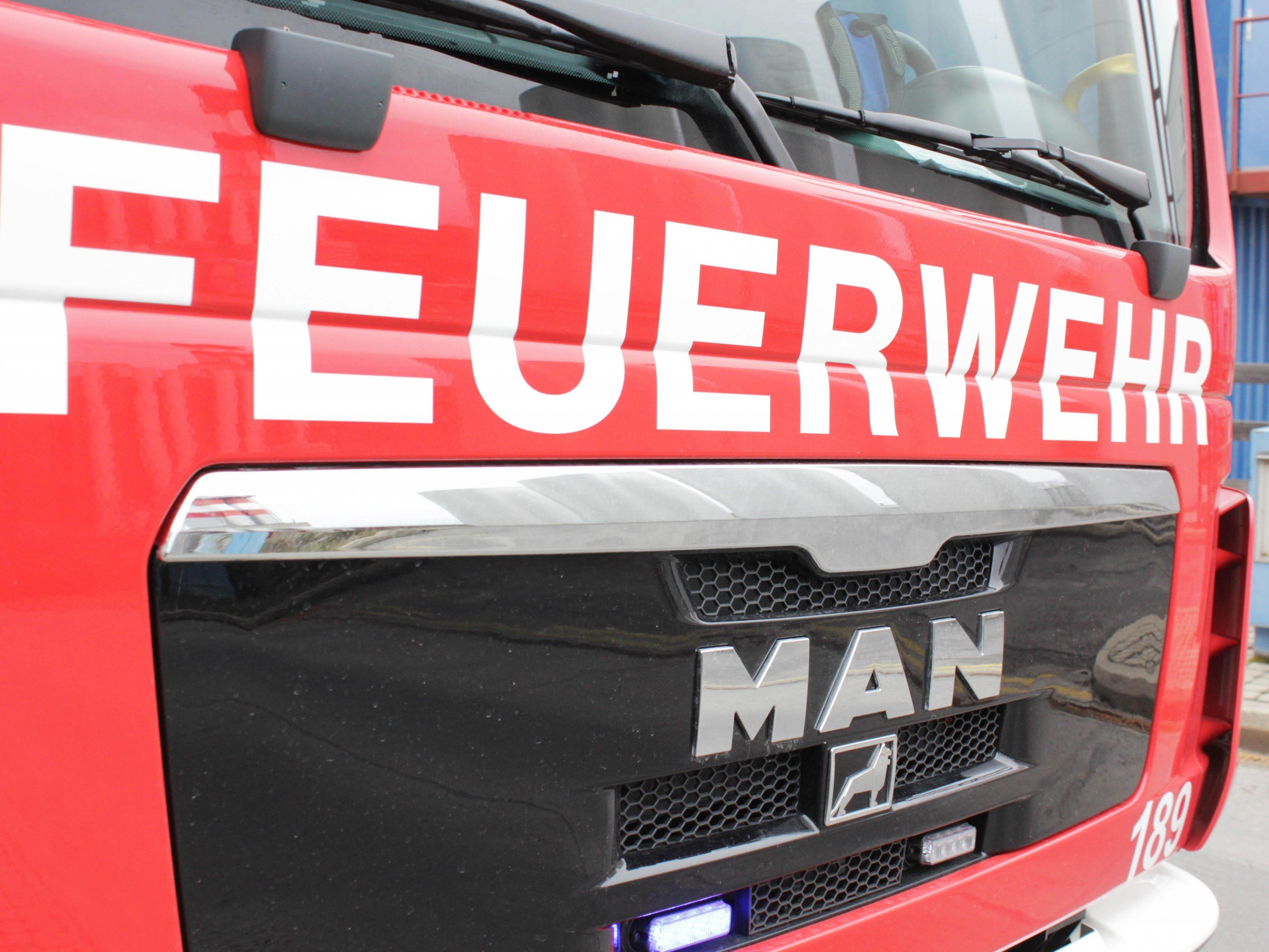 Bei einem Brand in Wien-Donaustadt wurde ein Baby verletzt.
