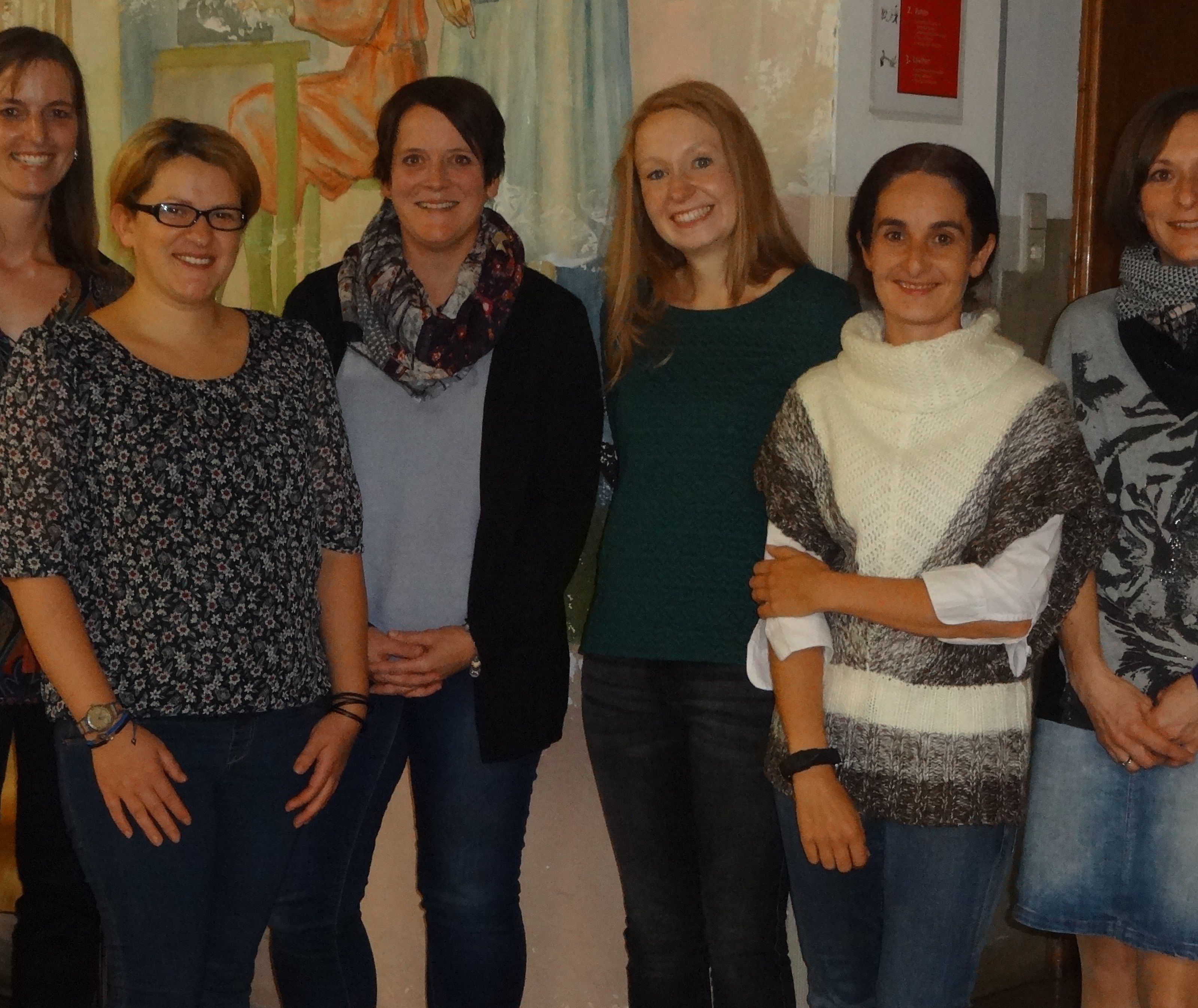 Der neue Vorstand des Elternvereins an der Volksschule Frastanz-Hofen: Viele kreative und engagierte Eltern. Der neue Vorstand des Elternvereins an der Volksschule Frastanz-Hofen: Viele kreative und engagierte Eltern.