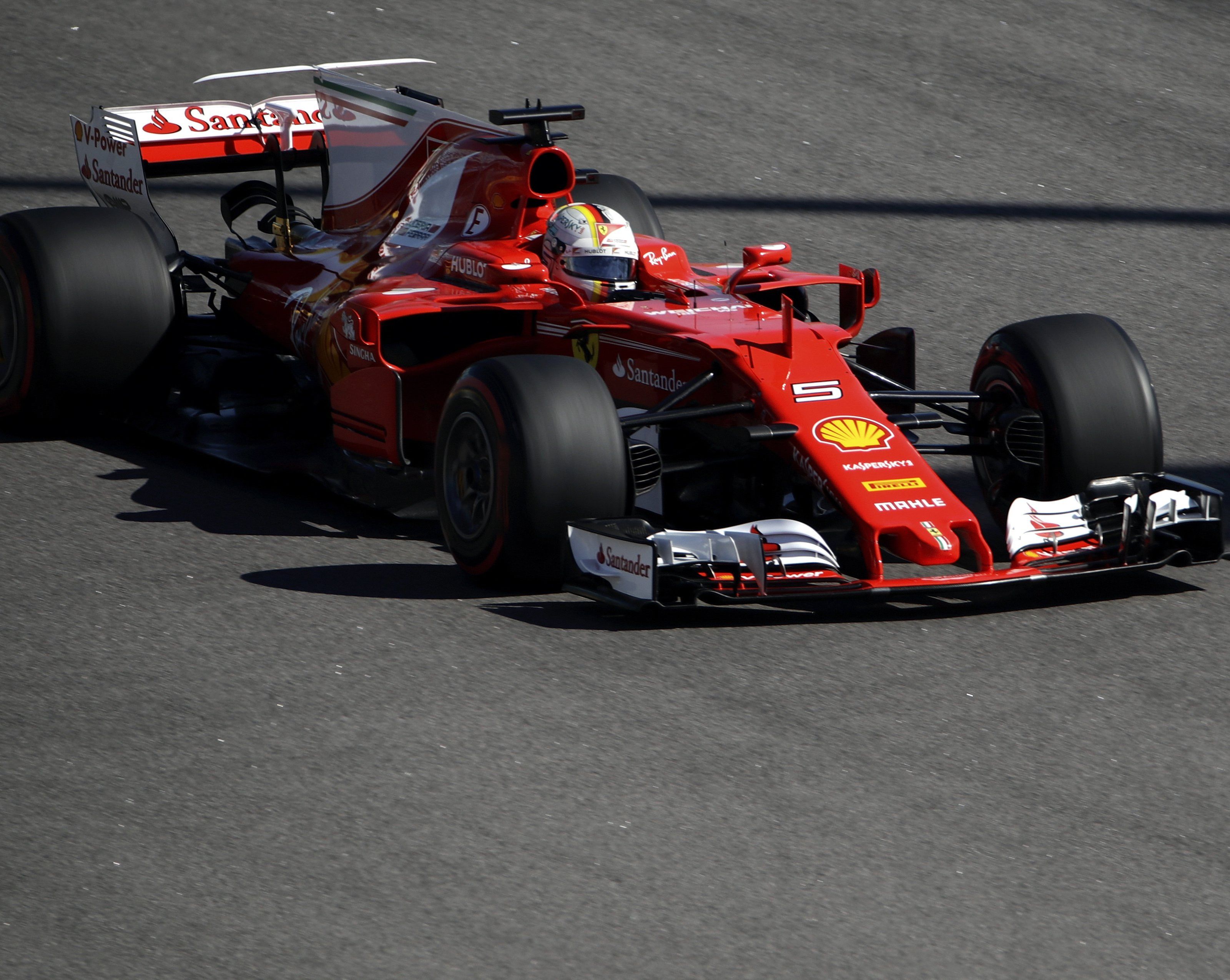 Sebastian Vettel sicherte sich die Pole in Sotschi. Sebastian Vettel sicherte sich die Pole in Sotschi.
