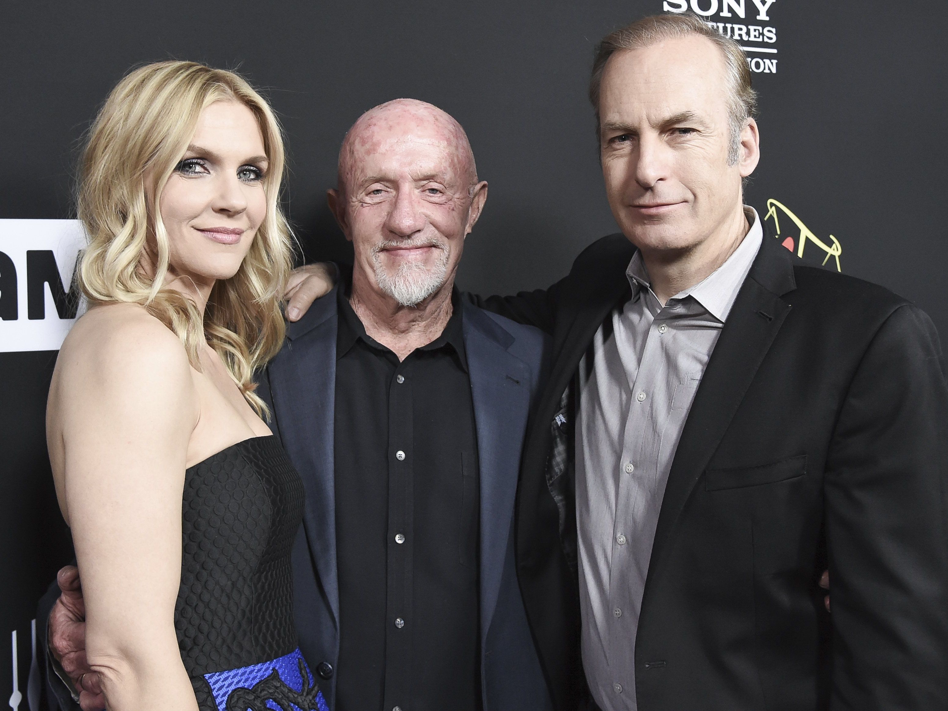 Rhea Seehorn, Jonathan Banks und Bob Odenkirk bei der Premiere von "Better Call Saul" in Los Angeles Rhea Seehorn, Jonathan Banks und Bob Odenkirk bei der Premiere von "Better Call Saul" in Los Angeles