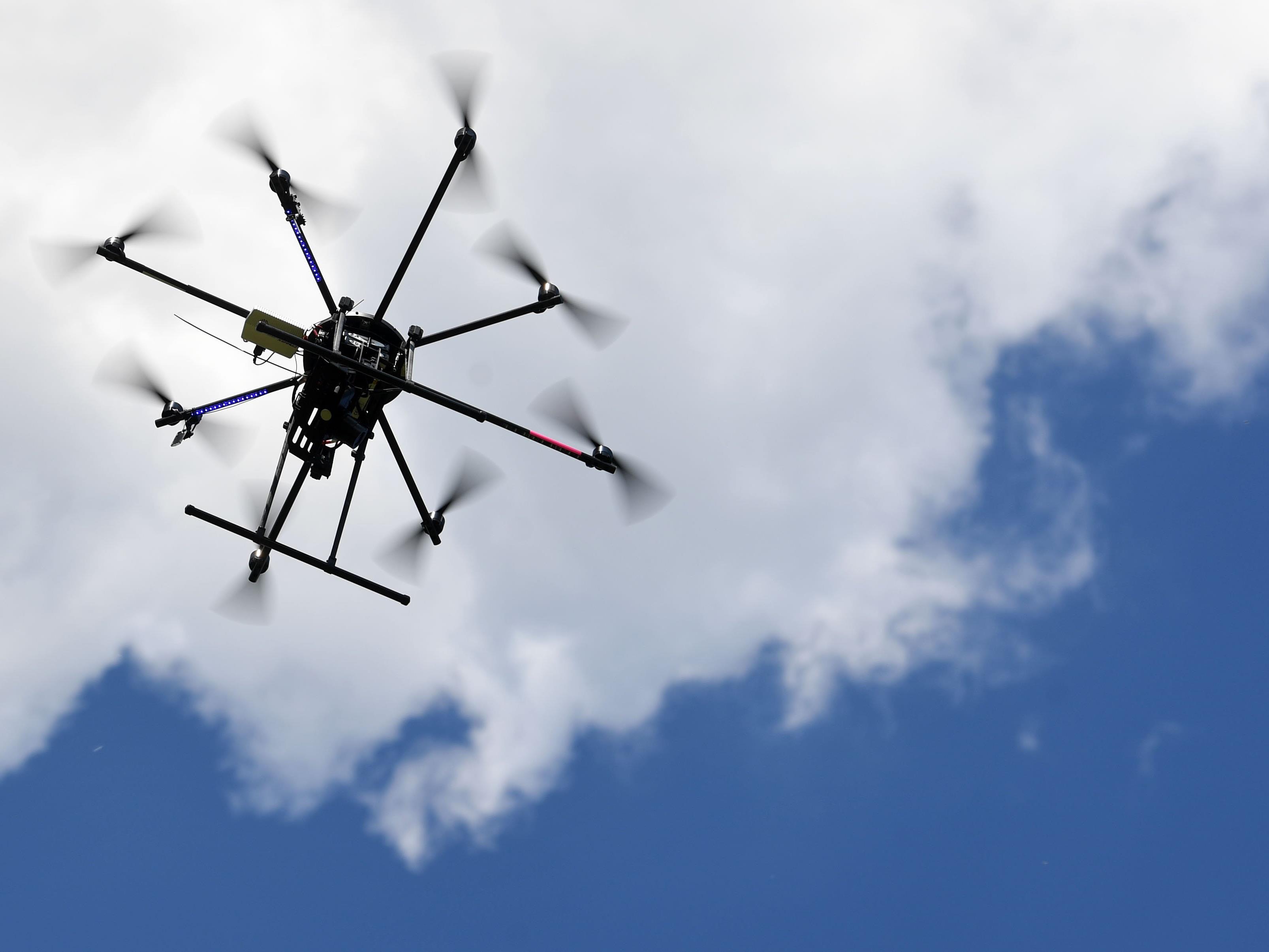 Eine Wiener Firma ist Weltmarktführer bei der Herstellung von Drohnen.