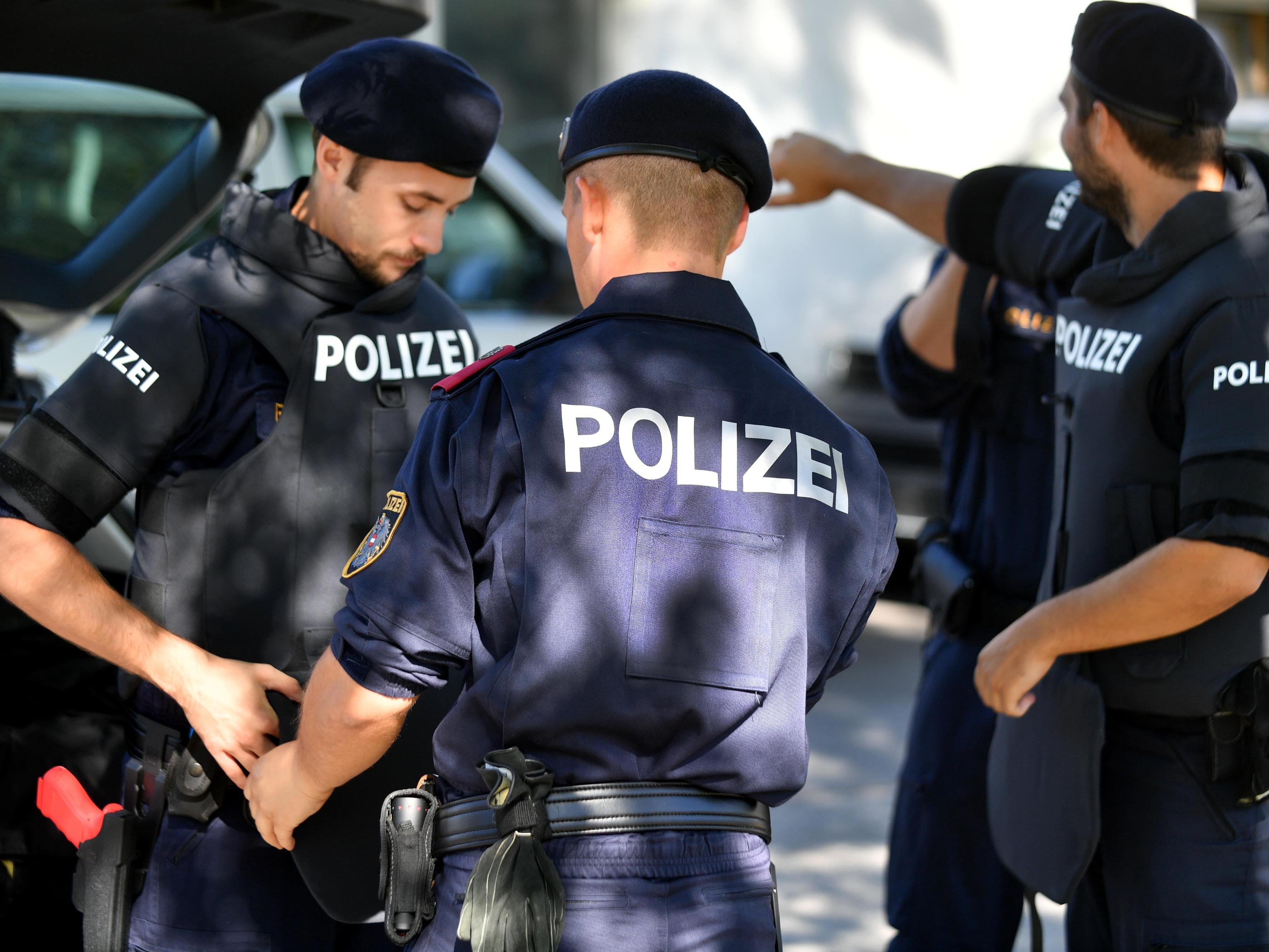 Die Zahl an im Dienst verletzten Polizisten in Österreich ist im Steigen.