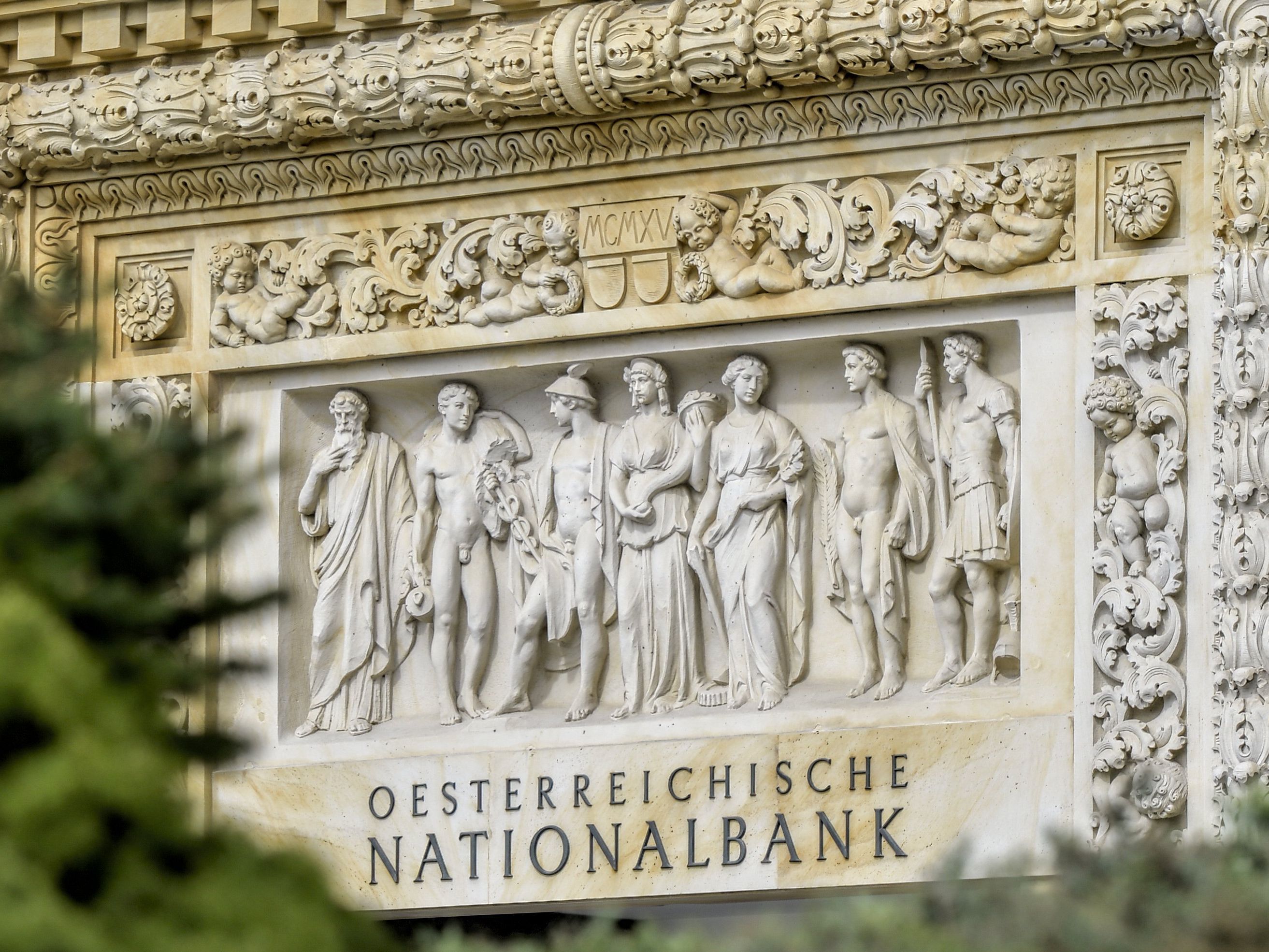 Im Kampf um die Sonderpensionen geben die Nationalbanker nicht auf. Im Kampf um die Sonderpensionen geben die Nationalbanker nicht auf.