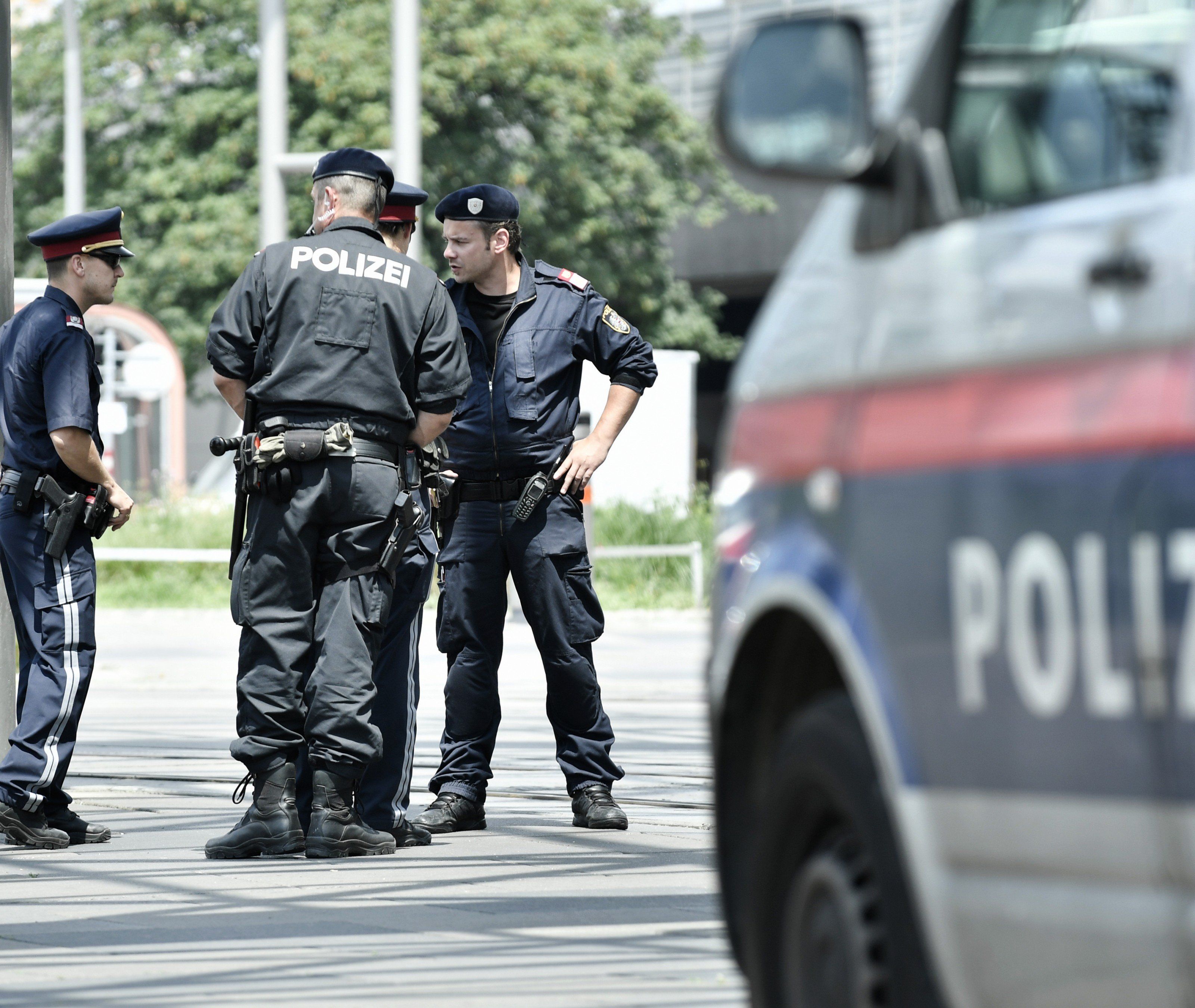 Die Wiener Polizei sagt der Drogenbeschaffungskriminalität den Kampf an. Die Wiener Polizei sagt der Drogenbeschaffungskriminalität den Kampf an.