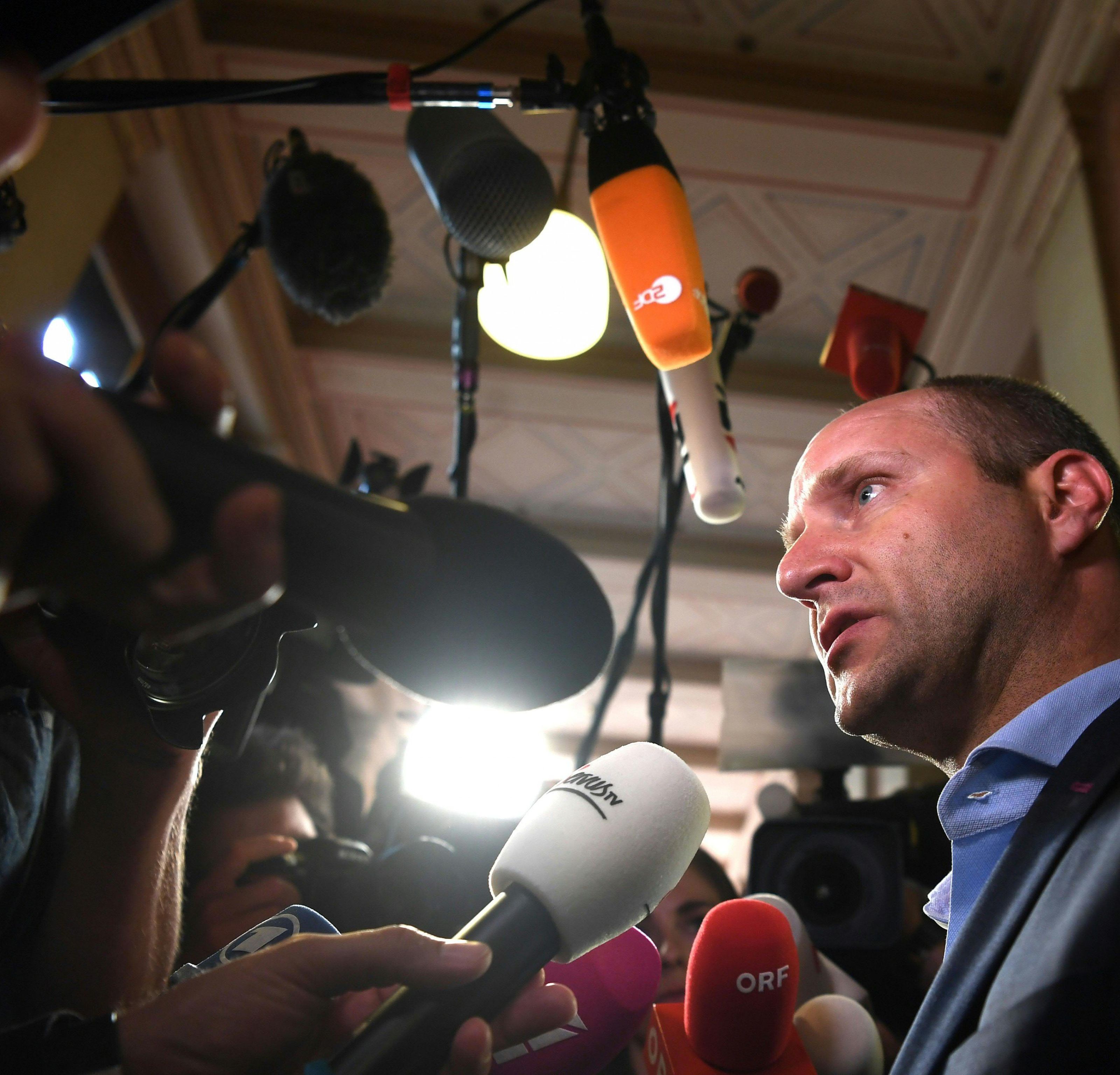 Strolz eröffnete am Mittwoch den Wahlkampf der NEOS. Strolz eröffnete am Mittwoch den Wahlkampf der NEOS.