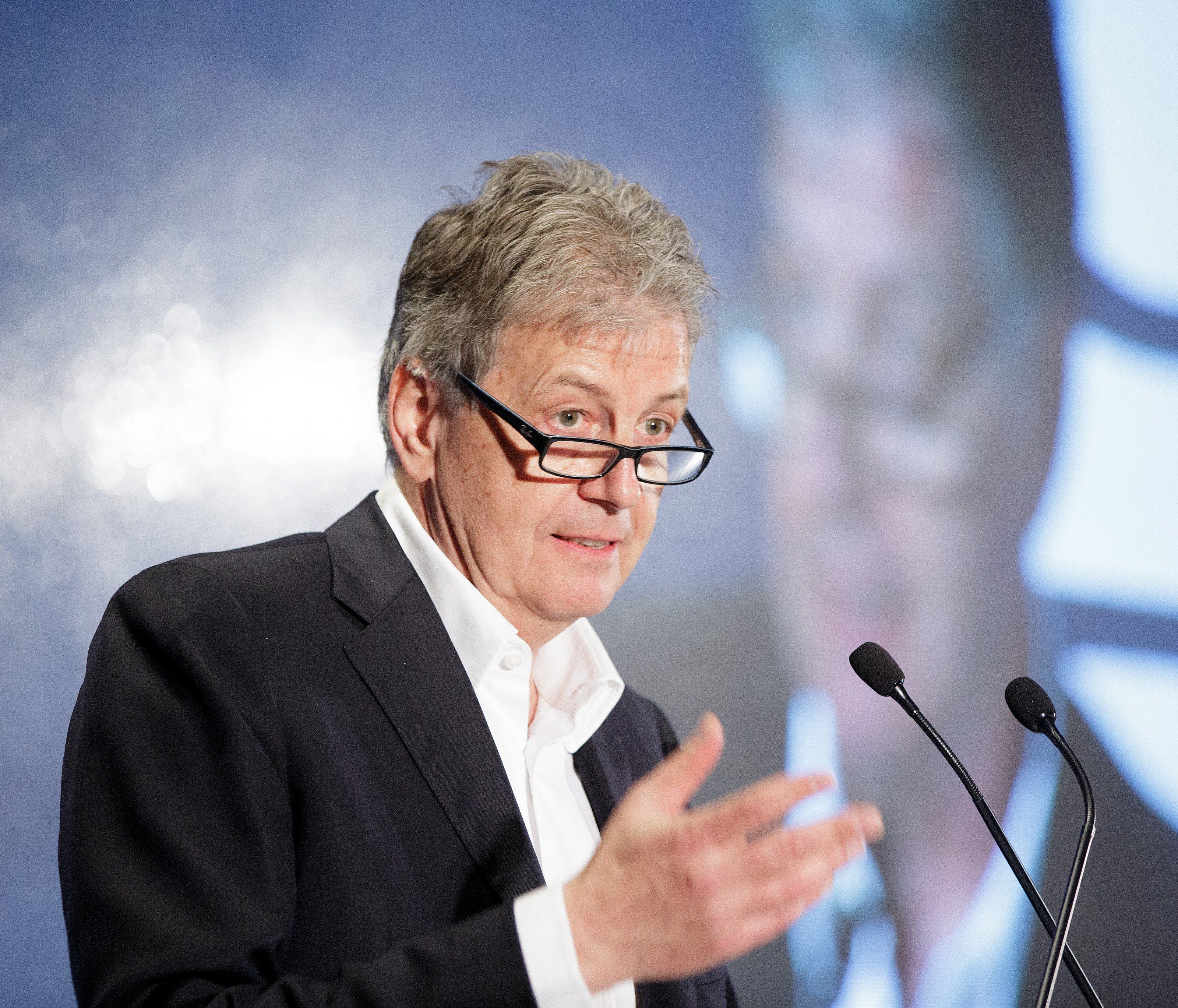 Gerhard Zeiler wird gemeinsam mit drei weiteren Österreichern an der heurigen Bilderberg-Konferenz teilnehmen. Gerhard Zeiler wird gemeinsam mit drei weiteren Österreichern an der heurigen Bilderberg-Konferenz teilnehmen.