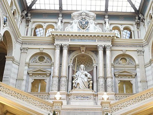 Staatsanwaltschaft bekämpft Freispruch für einen Ex-Schuldirektor Staatsanwaltschaft bekämpft Freispruch für einen Ex-Schuldirektor