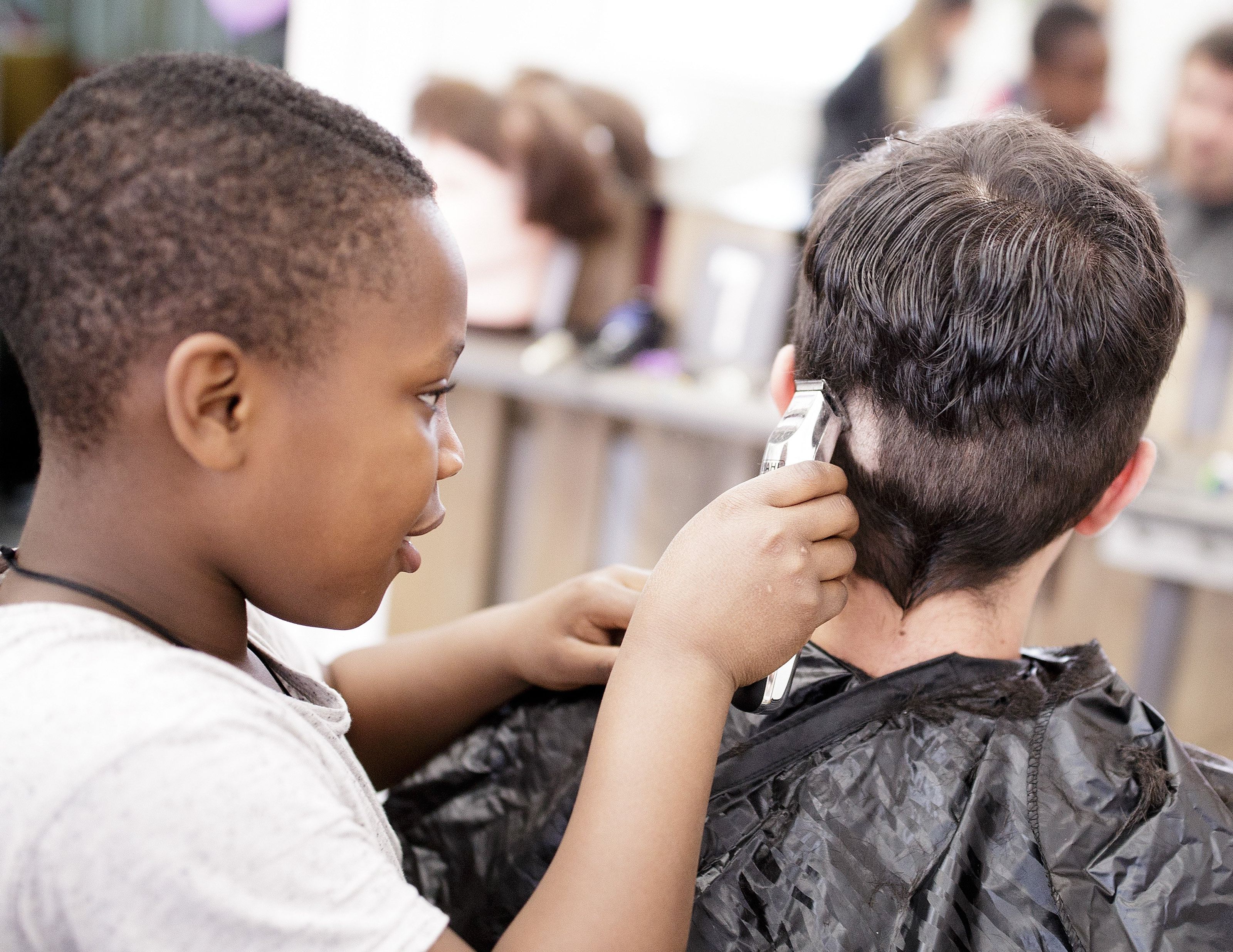 Gut besucht: "Haircuts by Children" im Zuge der Wiener Festwochen