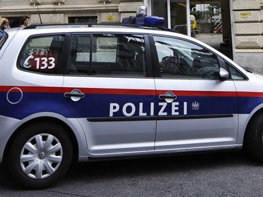 Die Frau hatte sich in ihrer Not an die Polizei gewandt. Die Frau hatte sich in ihrer Not an die Polizei gewandt.