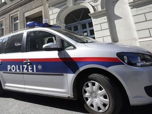 Die Polizei fahndete mit einem falschen Foto. Die Polizei fahndete mit einem falschen Foto.