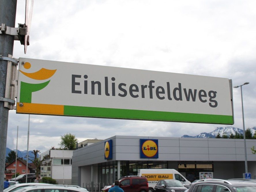 Verkehrskonzept Einlis soll Entlastung für Anrainer und mehr Verkehrssicherheit bringen. Verkehrskonzept Einlis soll Entlastung für Anrainer und mehr Verkehrssicherheit bringen.