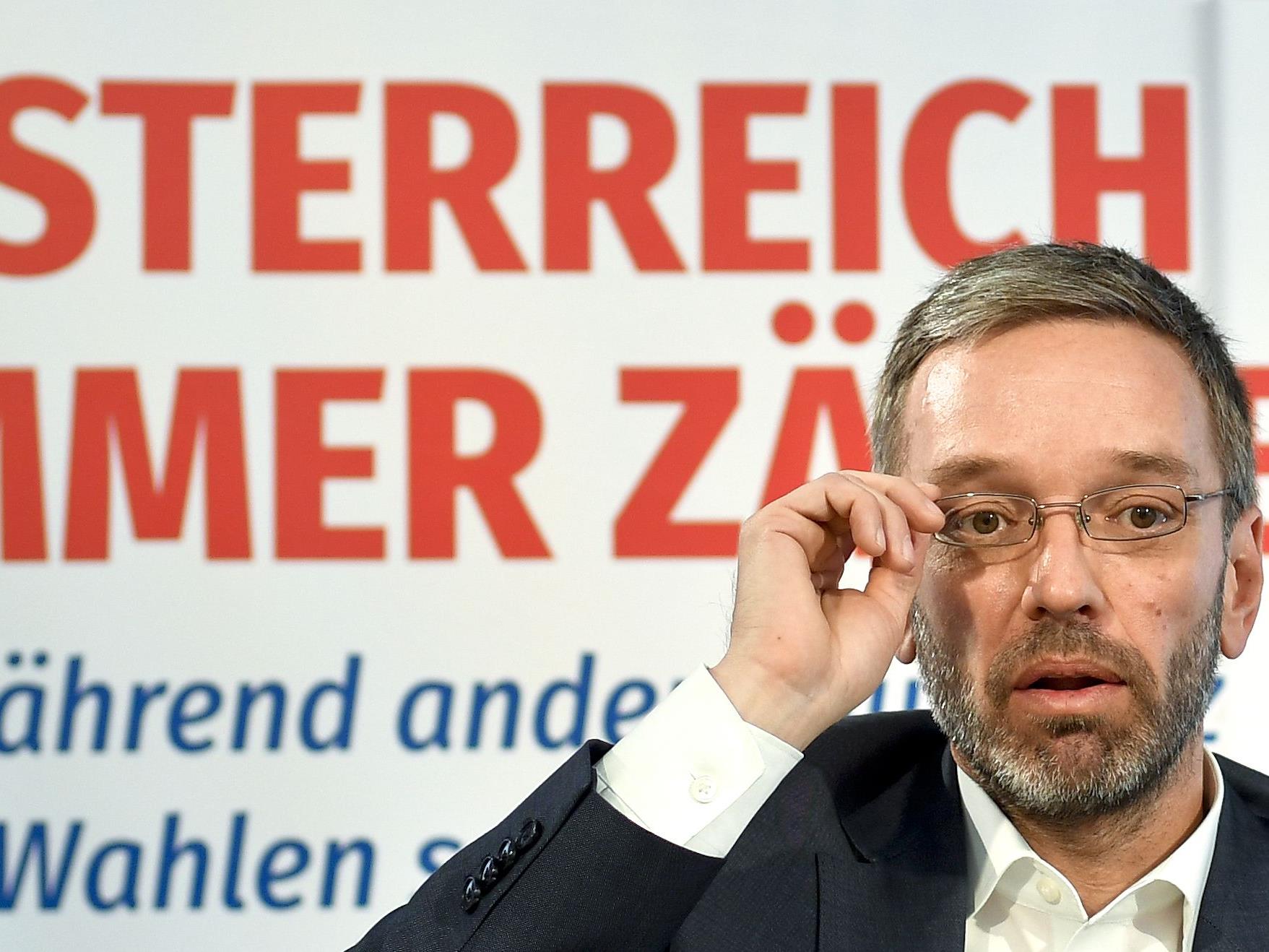 Kickl ortet eine "Nabelschau für eigenen Machterhalt" der SPÖ.