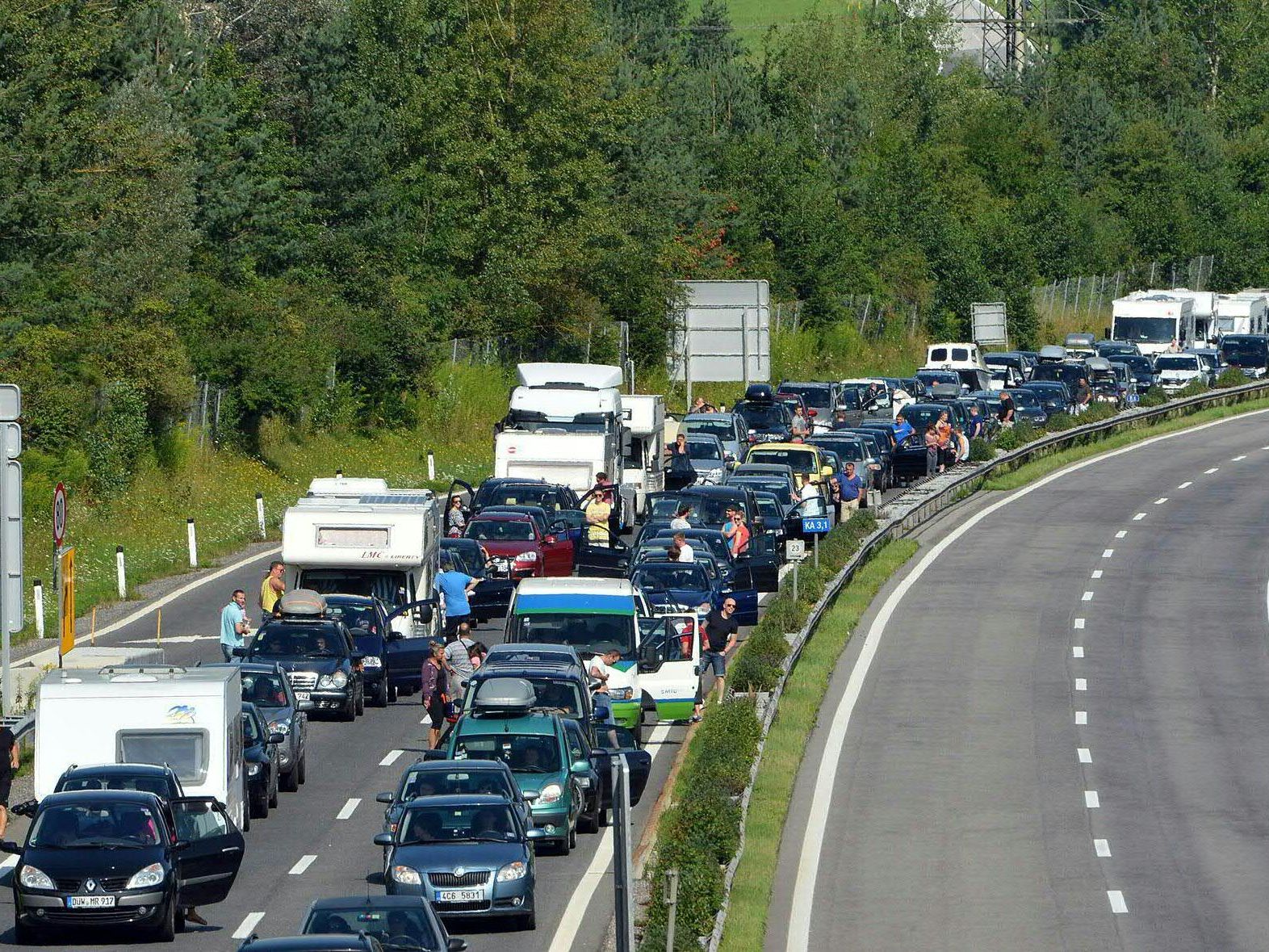 Gute Nerven werden die Autofahrer am kommenden Wochenende brauchen.