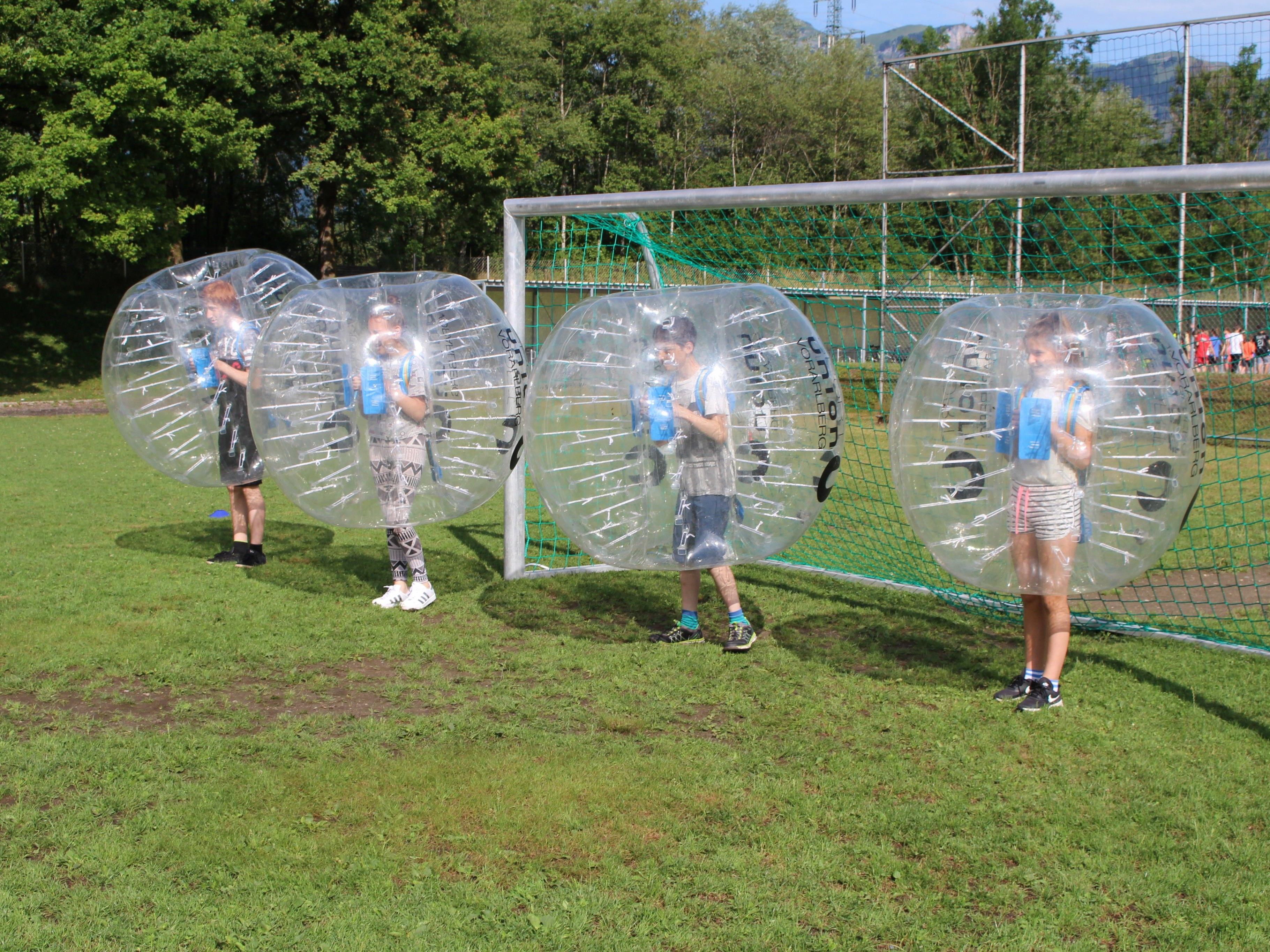 Bubble Soccer: Fußball mit Funfaktor