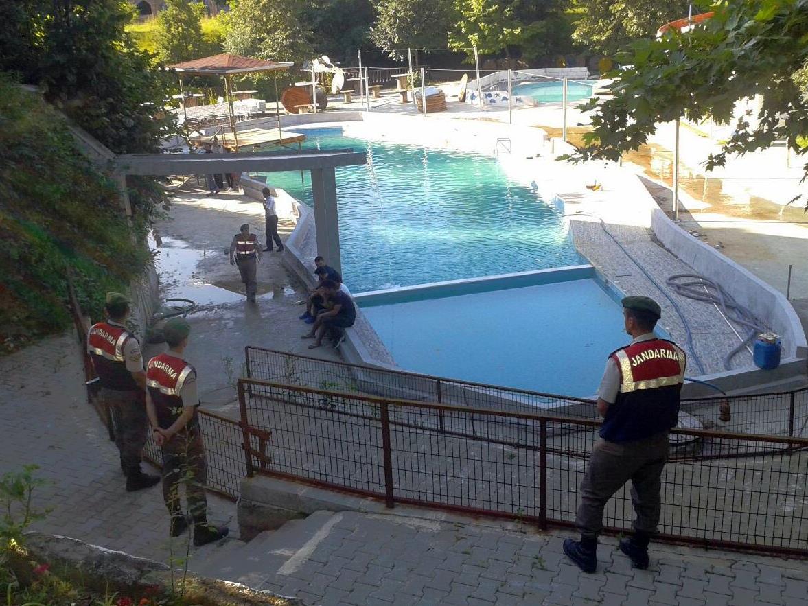 Bei einem Unglück in einem Wasserpark in der Türkei sind fünf Menschen ums Leben gekommen.