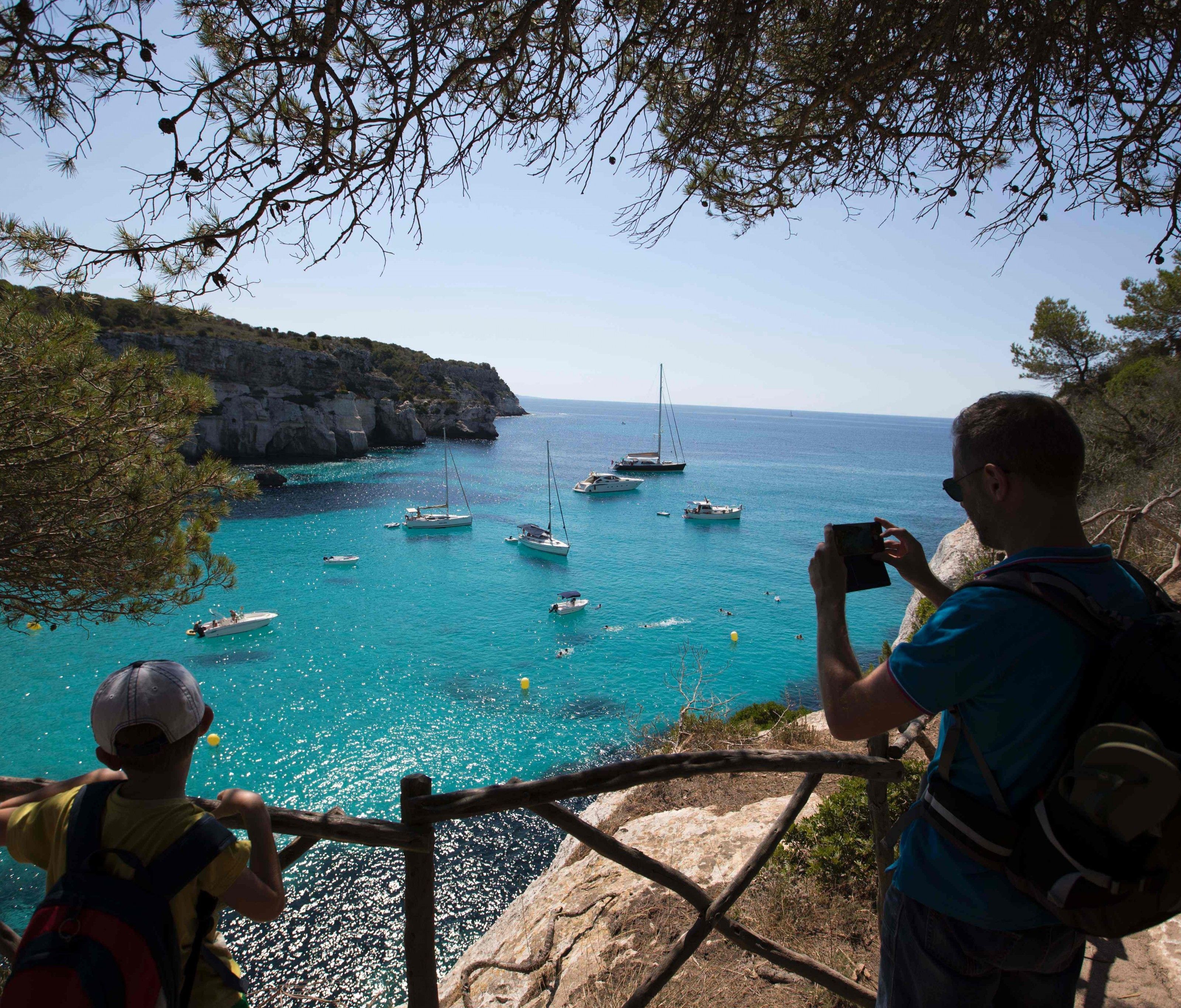 Ohne Roaming auch endlich Apps im Urlaub. Ohne Roaming auch endlich Apps im Urlaub.