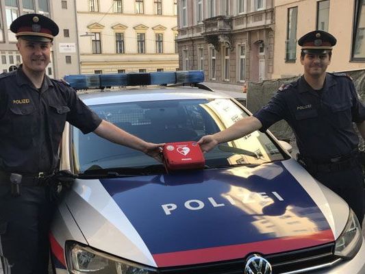 Der Mann konnte gerettet werden. Der Mann konnte gerettet werden.