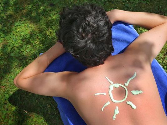 Die Österreicher werden beim Sonnenschutz wieder nachlässiger. Die Österreicher werden beim Sonnenschutz wieder nachlässiger.