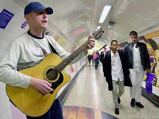 In Londoner U-Bahn-Stationen wird bereits musiziert