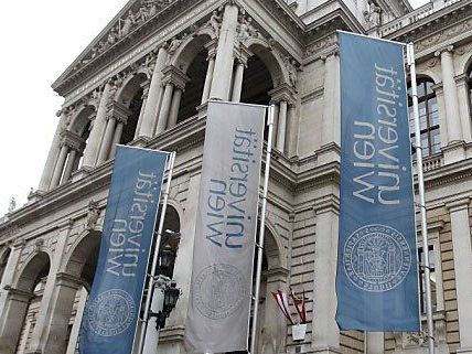 Im Herbst startet an der Uni Wien das neue Islamische Theologiestudium. Im Herbst startet an der Uni Wien das neue Islamische Theologiestudium.