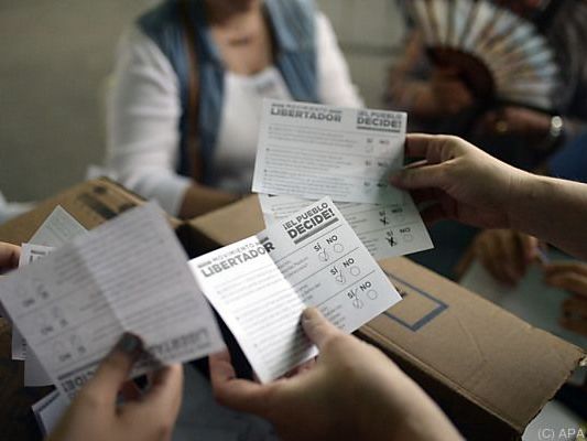 Ein Todesopfer während der Volksabstimmung war zu beklagen Ein Todesopfer während der Volksabstimmung war zu beklagen