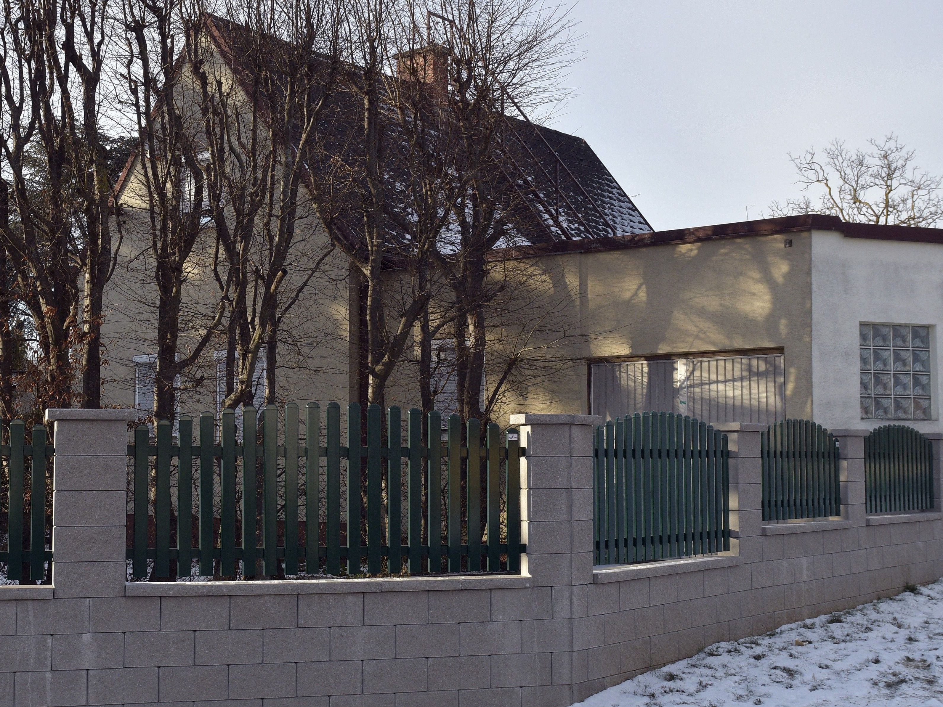 In diesem Haus geschah das Familiendrama. In diesem Haus geschah das Familiendrama.